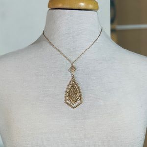 Jessica Simpson necklace